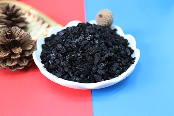 煤質(zhì)顆?；钚蕴? width=